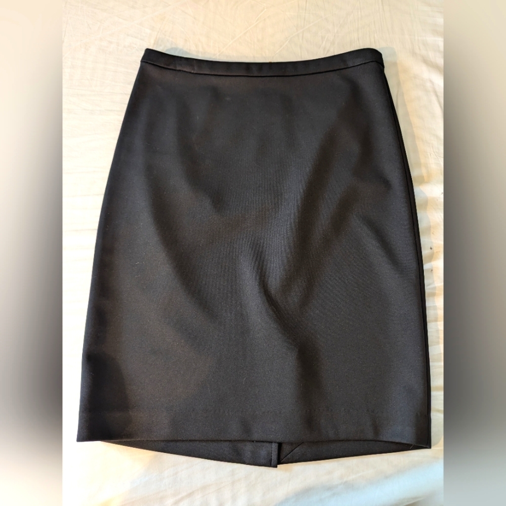 Black pencil skirt